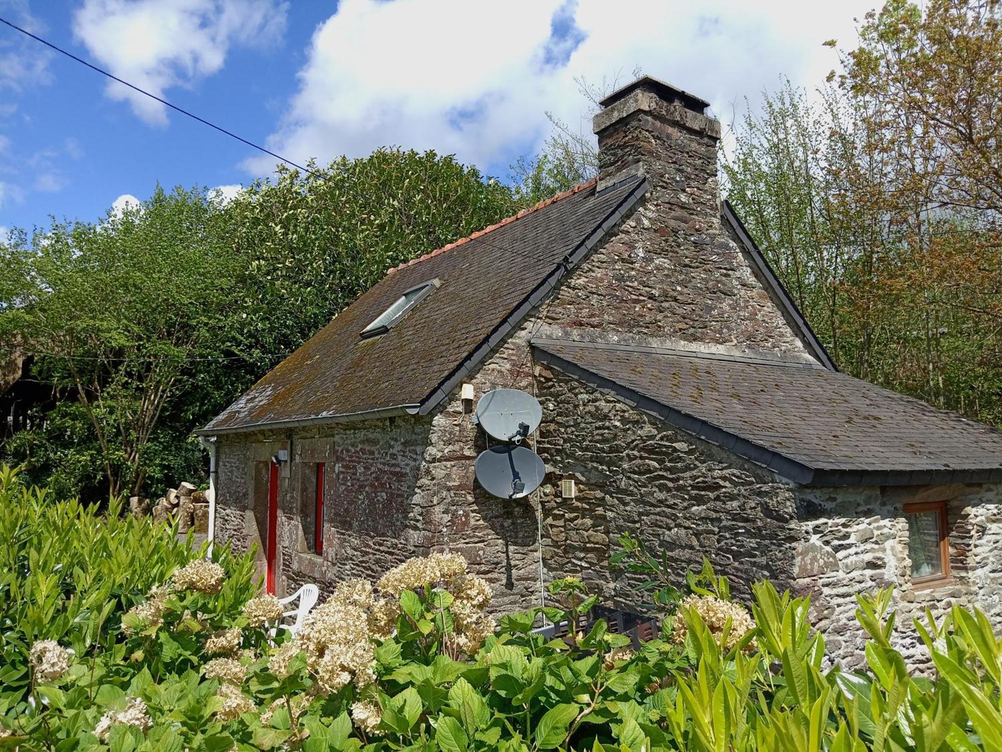 Character Breton Cottage Carhaix-Plouguer Extérieur photo