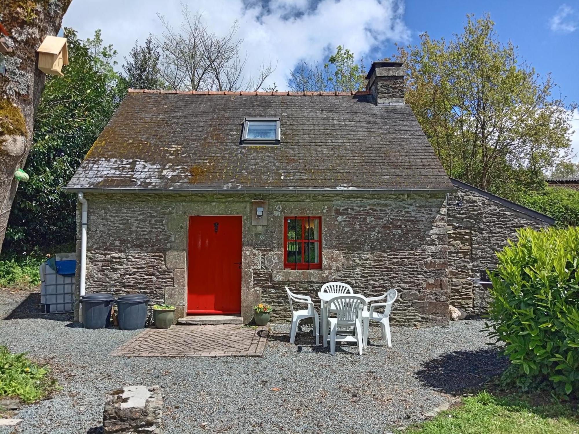 Character Breton Cottage Carhaix-Plouguer Extérieur photo